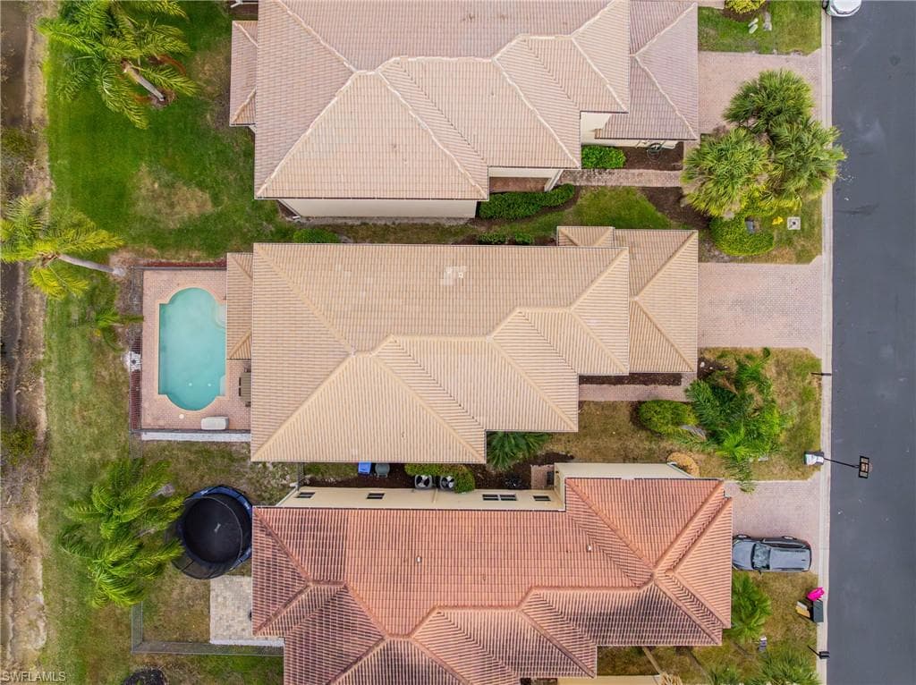 10487 Winged Elm LN-30