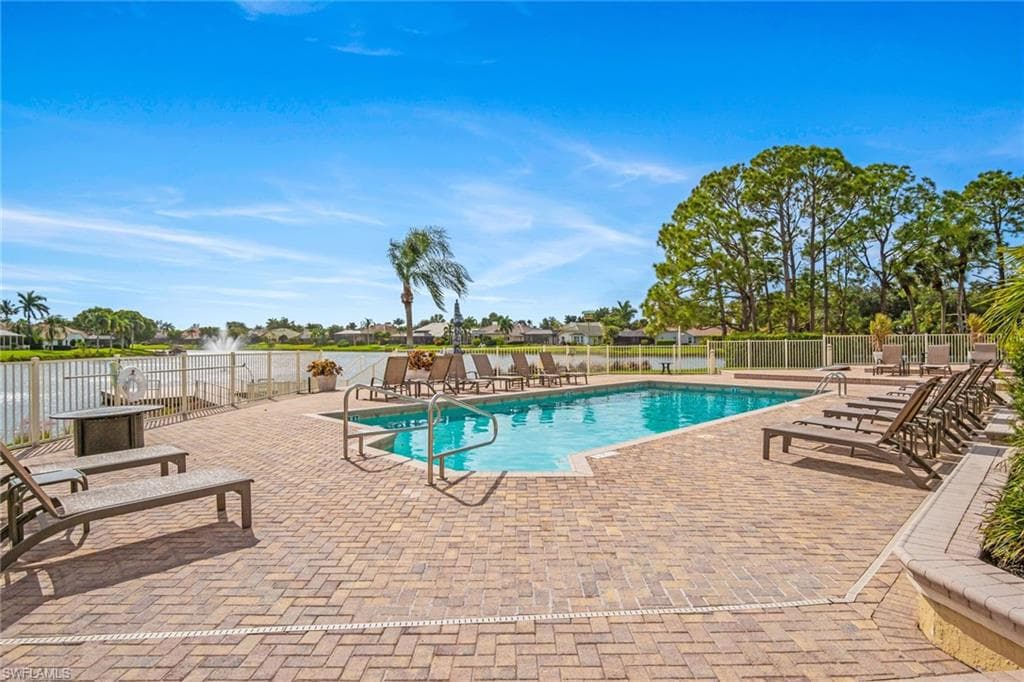 11079 Phoenix WAY, NAPLES FL 34119-20