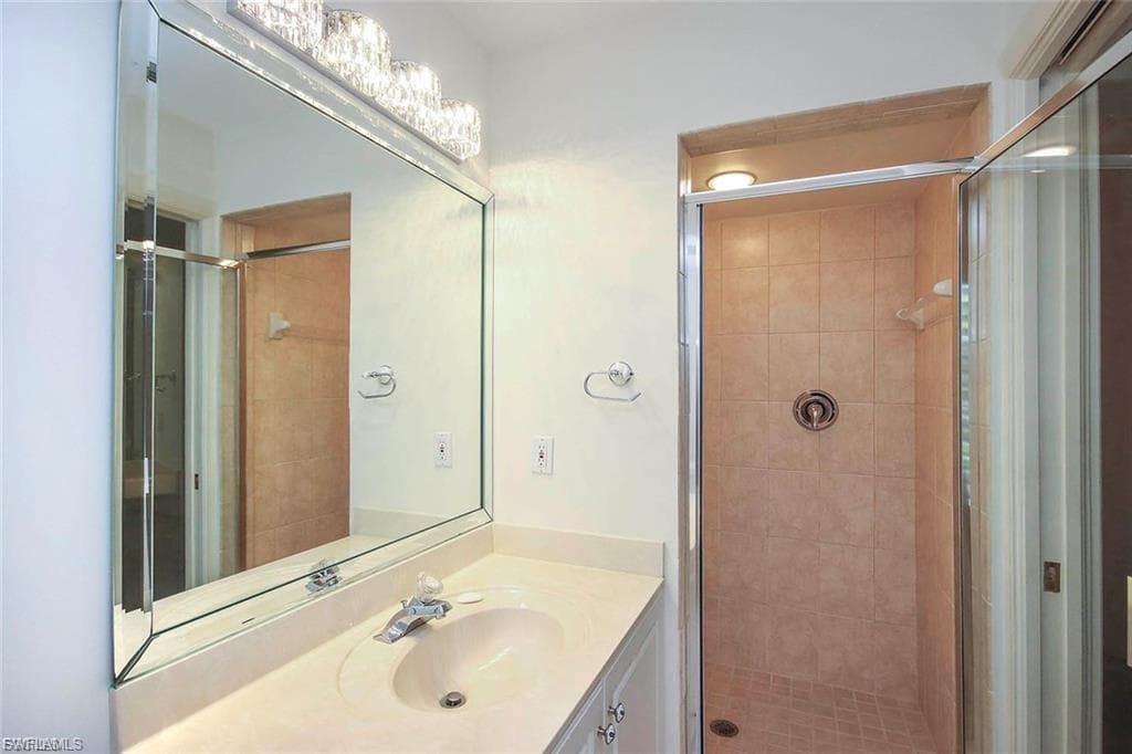 15110 Anchorage WAY, FORT MYERS FL 33908-26