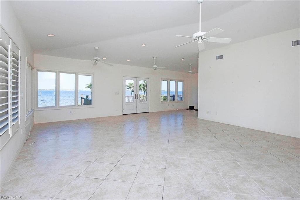 15110 Anchorage WAY, FORT MYERS FL 33908-32