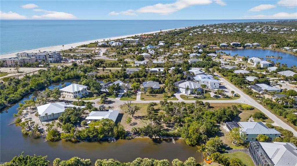 408 Tiree CIR, SANIBEL FL 33957-17