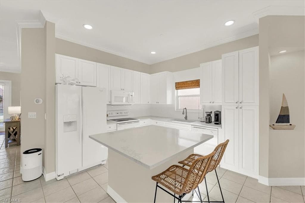 28327 Hidden Lake DR, BONITA SPRINGS FL 34134-9