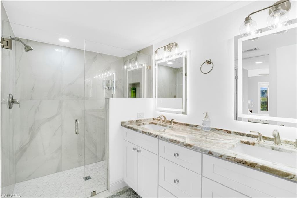 16381 Kelly Woods DR # 150, FORT MYERS FL 33908-21