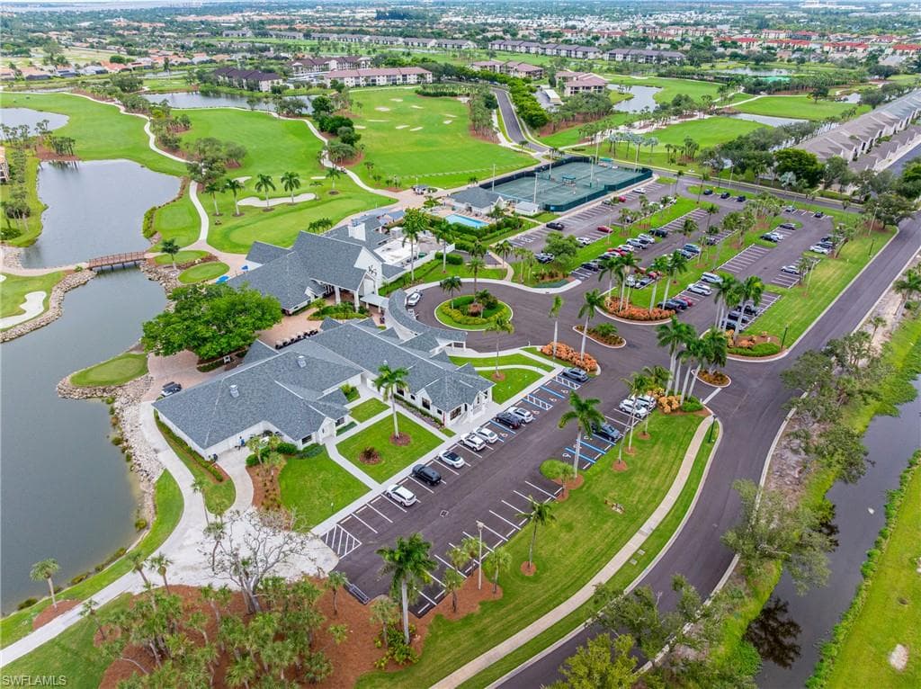 16381 Kelly Woods DR # 150, FORT MYERS FL 33908-35