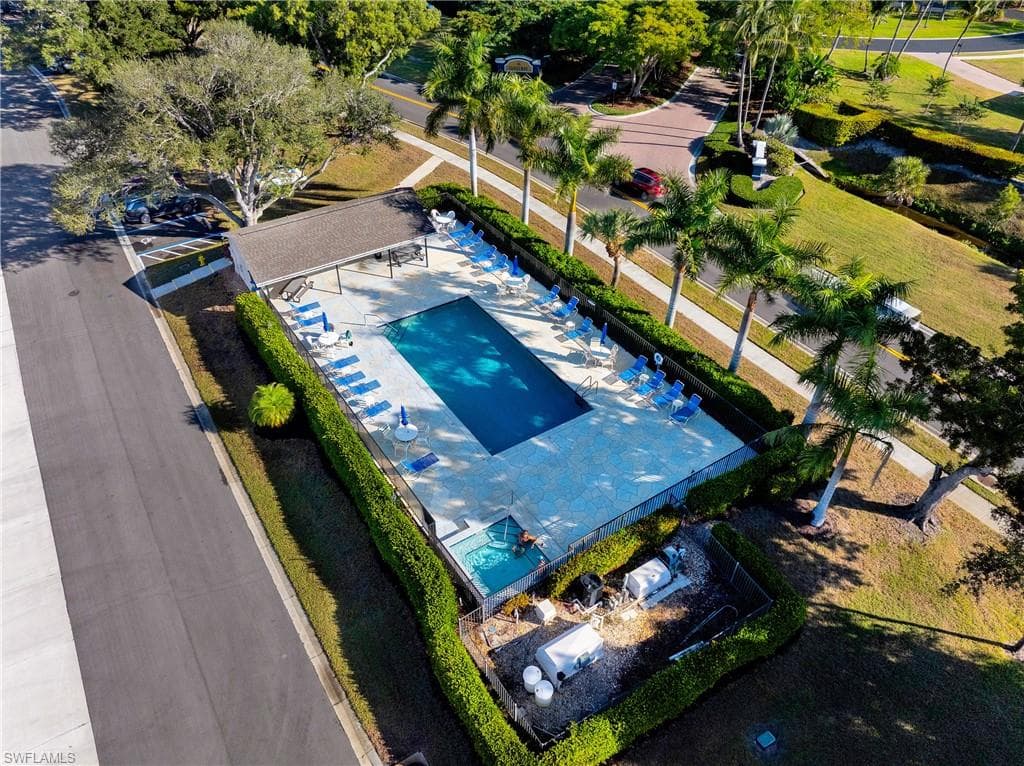 16381 Kelly Woods DR # 150, FORT MYERS FL 33908-34