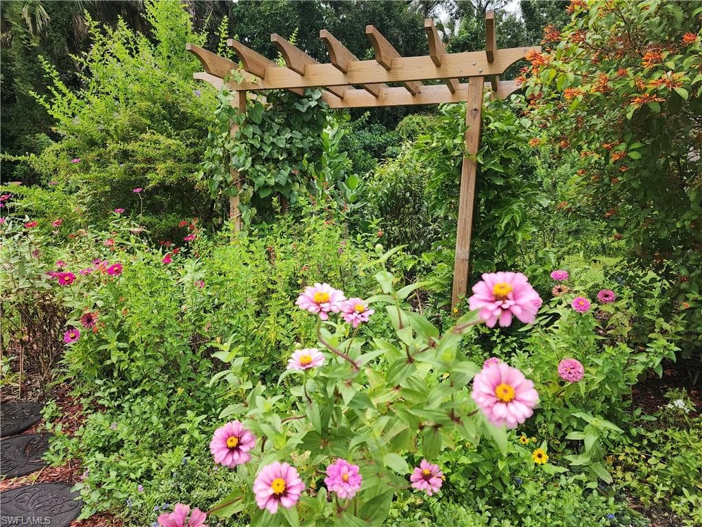 9950 Sailview CT # 16, FORT MYERS FL 33905-25