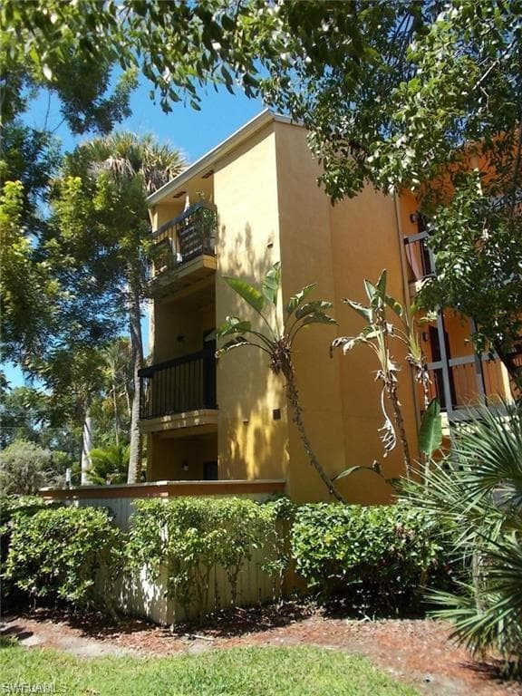 2835 Winkler AVE # 217, FORT MYERS FL 33916-2