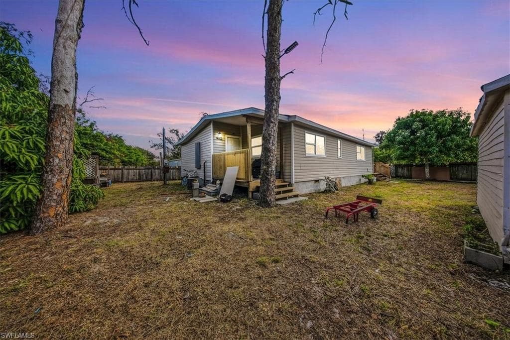 1978 Laurel LN, NORTH FORT MYERS FL 33917-1