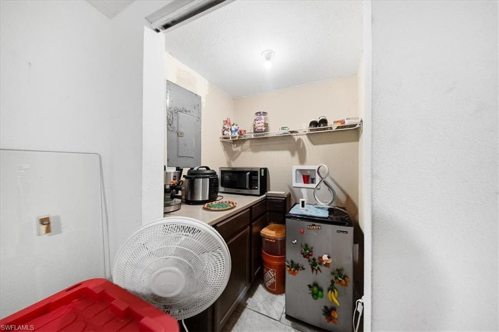 1978 Laurel LN, NORTH FORT MYERS FL 33917-19