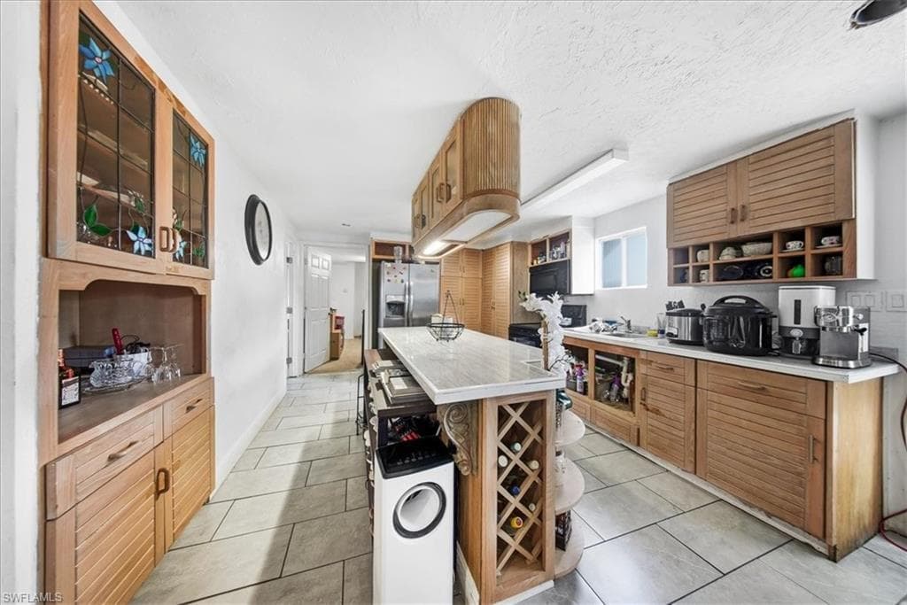 1978 Laurel LN, NORTH FORT MYERS FL 33917-30