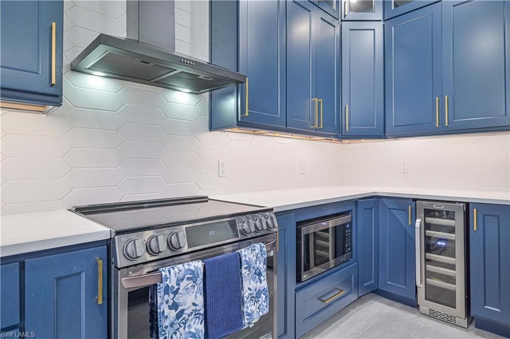 20810 Groveline CT, ESTERO FL 33928-16