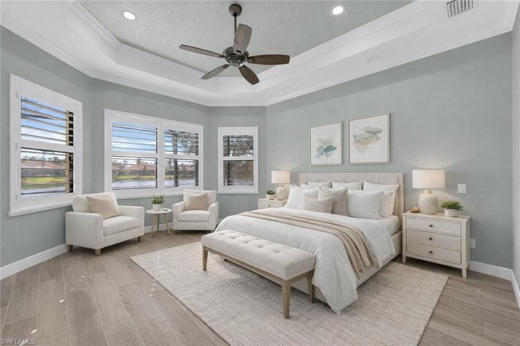 9276 Isla Bella CIR, BONITA SPRINGS FL 34135-17