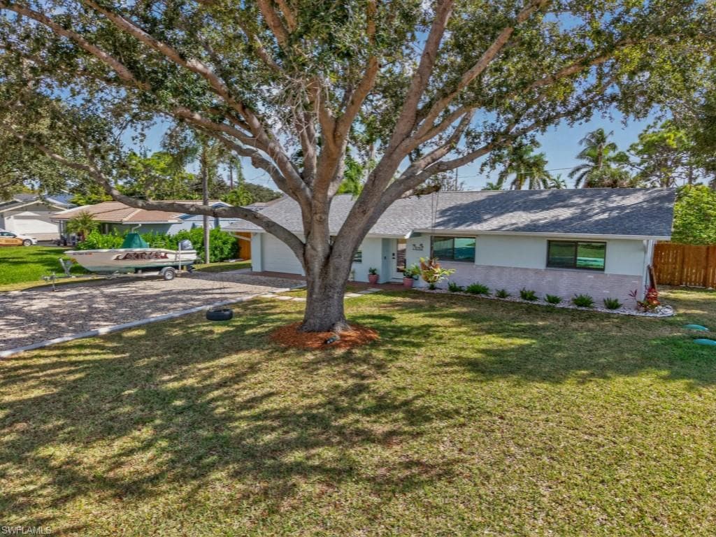 4791 Palmetto TER, ESTERO FL 33928-2