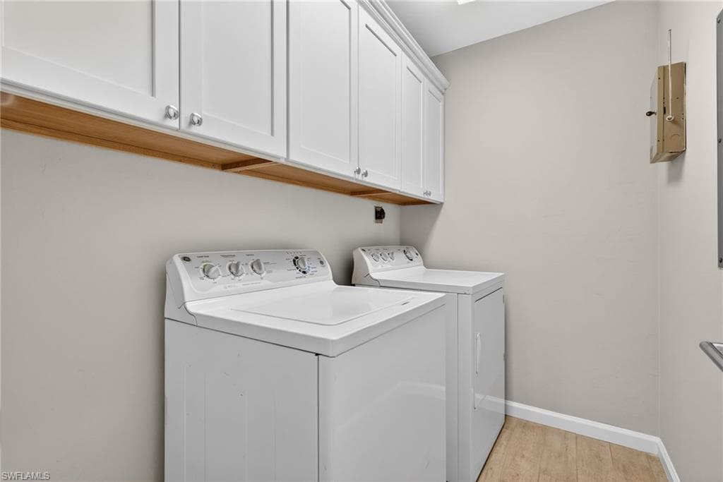 1447 Thistledown WAY, FORT MYERS FL 33901-26