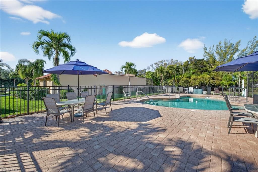 1447 Thistledown WAY, FORT MYERS FL 33901-31