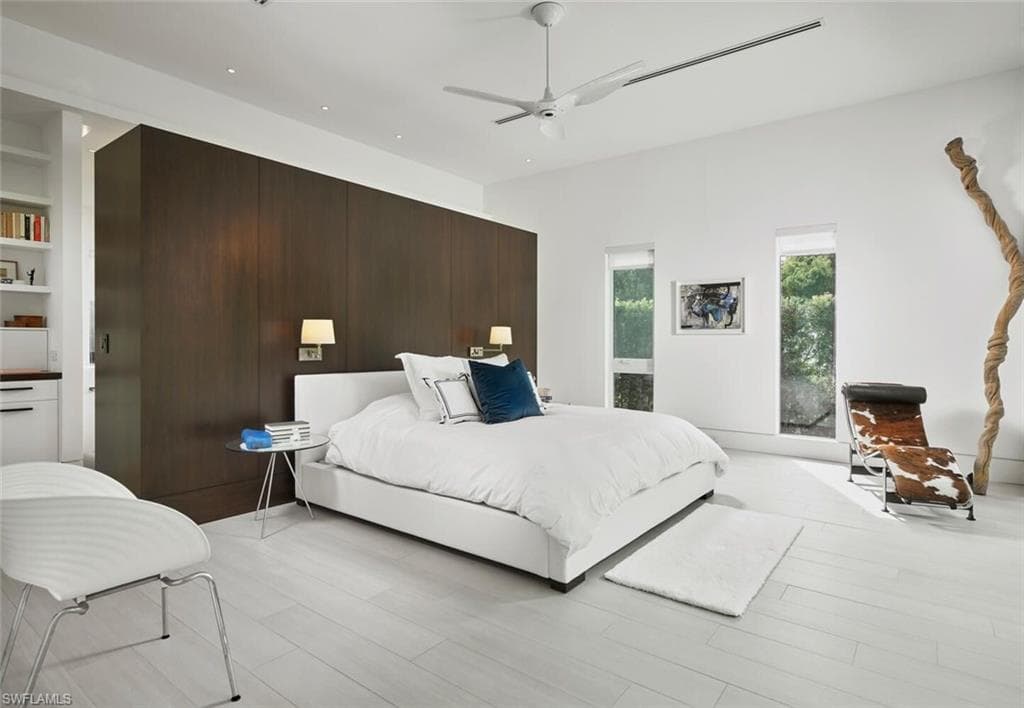 1218 14th AVE N, NAPLES FL 34102-17