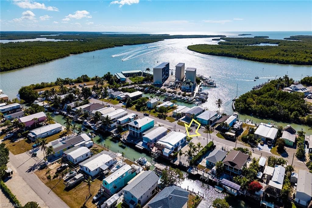 639 Palm AVE, OTHER FL 34140-42