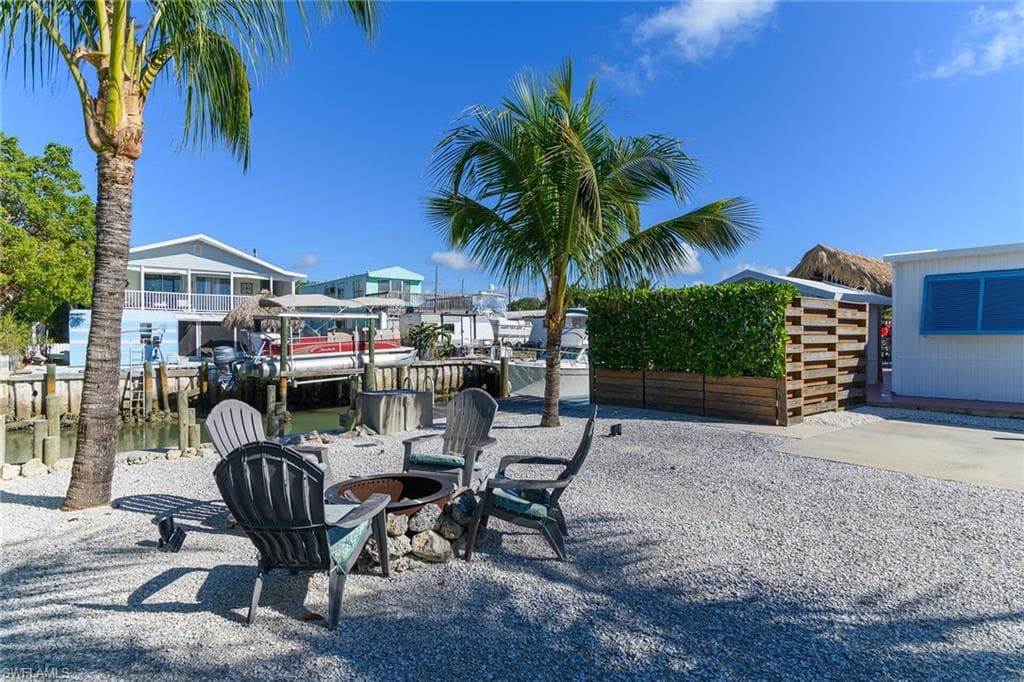 639 Palm AVE, OTHER FL 34140-15