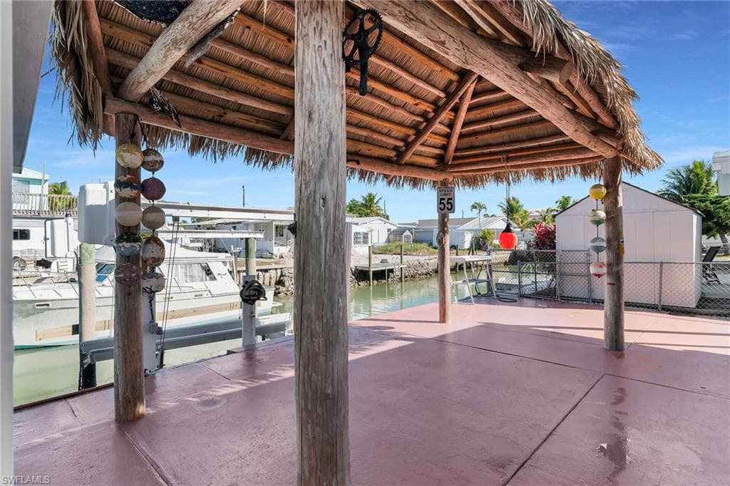 639 Palm AVE, OTHER FL 34140-21