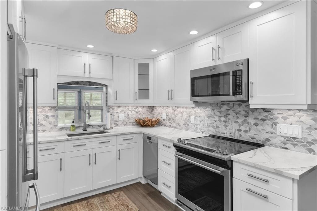 639 Palm AVE, OTHER FL 34140-8