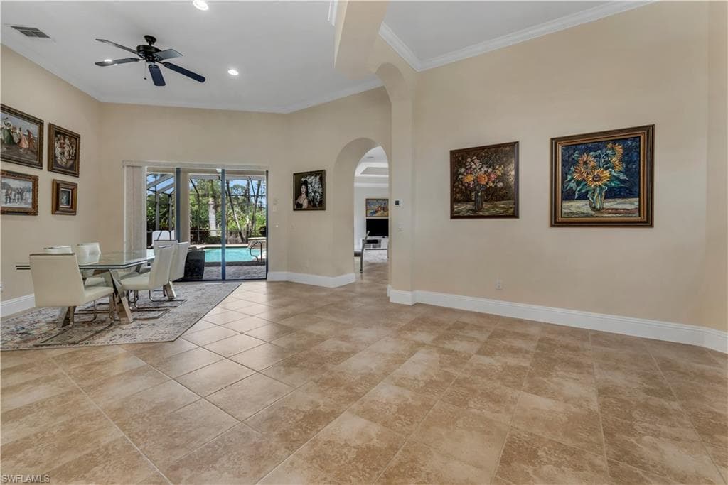 1015 Tivoli DR, NAPLES FL 34104-4