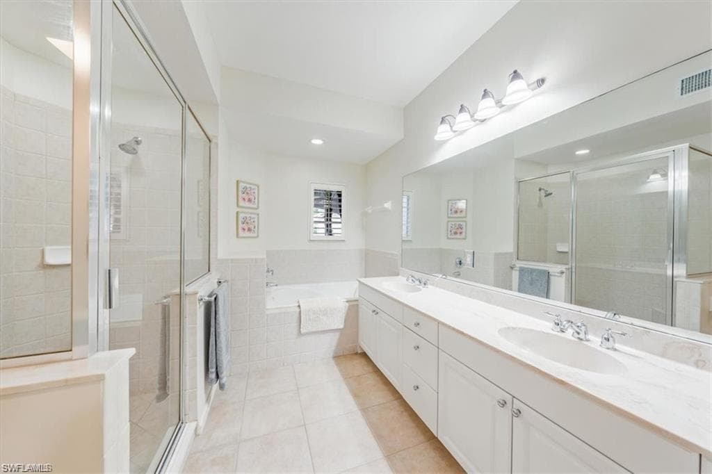 10482 Autumn Breeze DR # 102, ESTERO FL 34135-18