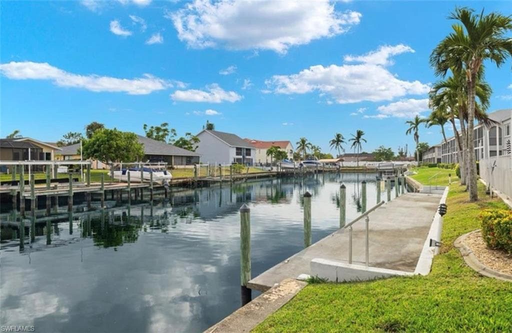 4541 SE 5th PL # 207, CAPE CORAL FL 33904-33