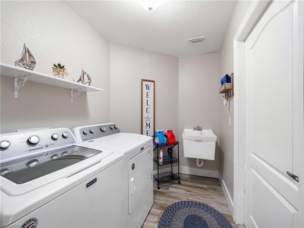 3109 SE 18th PL, CAPE CORAL FL 33904-18