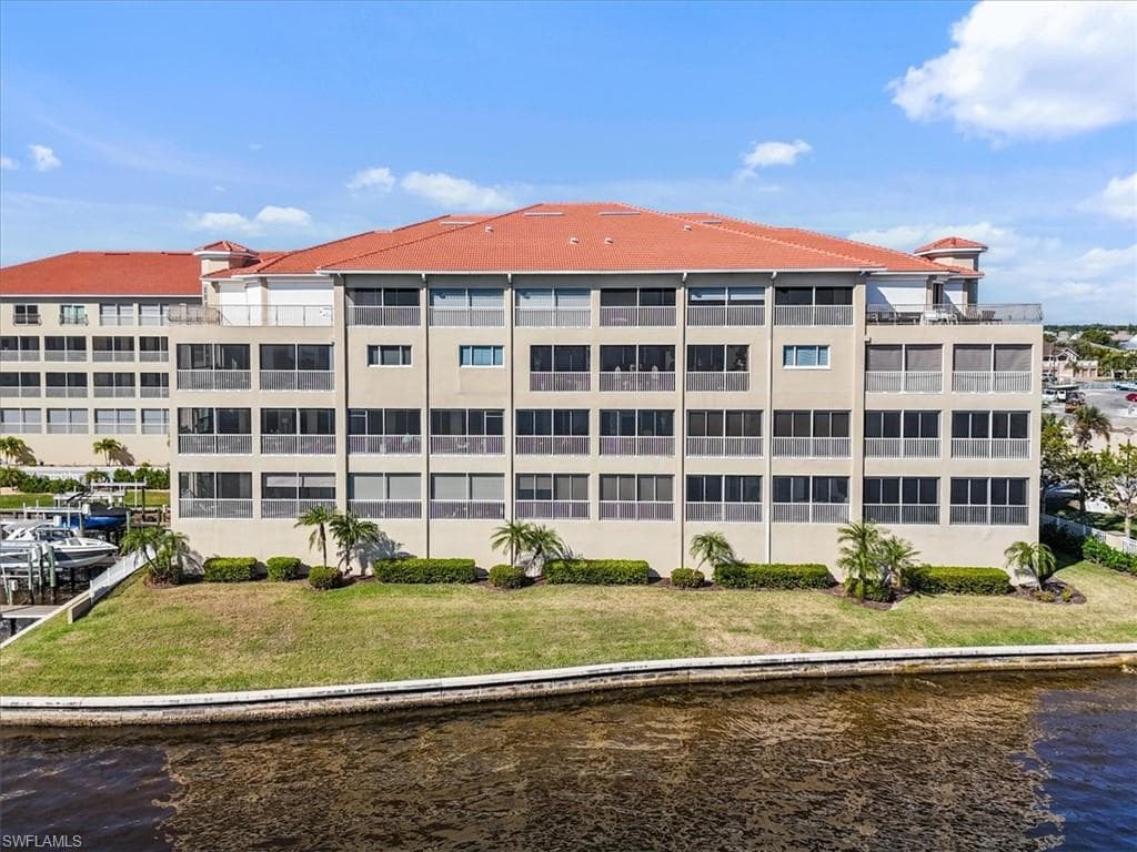 4235 SE 20th PL # A205, CAPE CORAL FL 33904-26