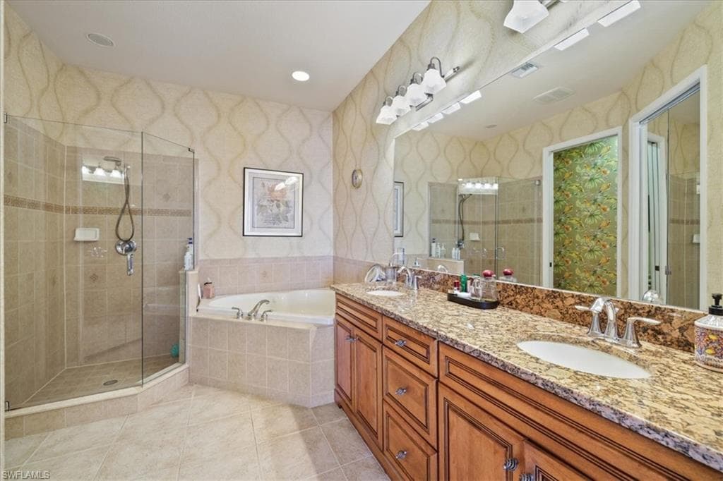 4235 SE 20th PL # A205, CAPE CORAL FL 33904-15