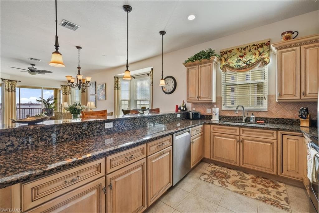 4235 SE 20th PL # A205, CAPE CORAL FL 33904-7