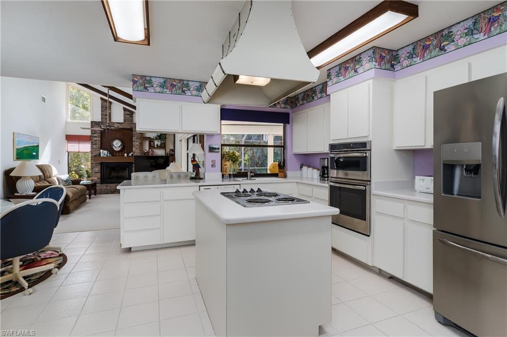 1502 Foxfire LN-19
