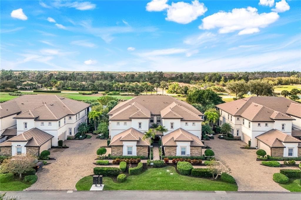 9513 Ironstone TER # 202, NAPLES FL 34120-2