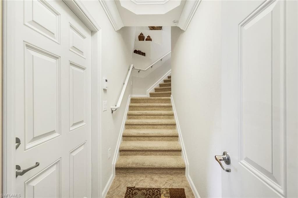 9513 Ironstone TER # 202, NAPLES FL 34120-3