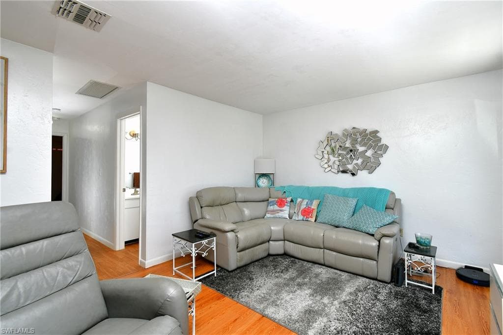 40 Heath Aster LN, LEHIGH ACRES FL 33936-11