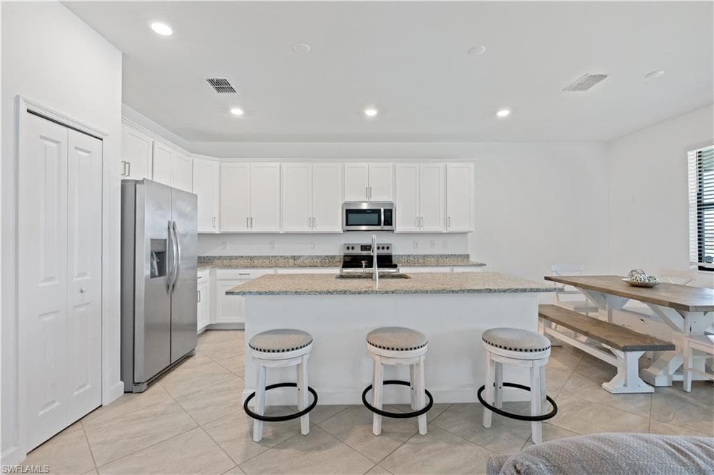 13805 Pine Lodge LN S, FORT MYERS FL 33913-16