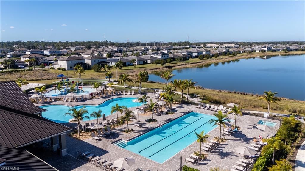 13805 Pine Lodge LN S, FORT MYERS FL 33913-39