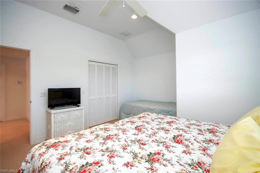 580 Sea Oats DR, SANIBEL FL 33957-26