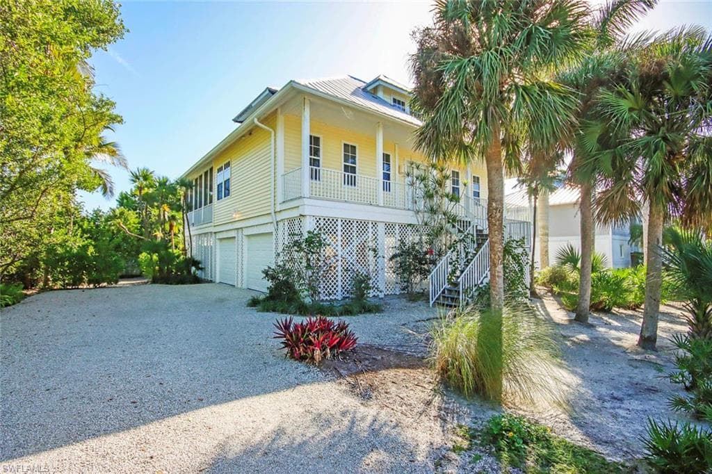 580 Sea Oats DR, SANIBEL FL 33957-45