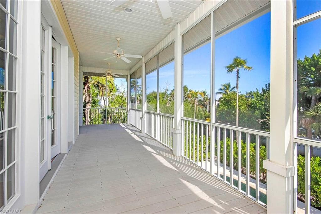 580 Sea Oats DR, SANIBEL FL 33957-42