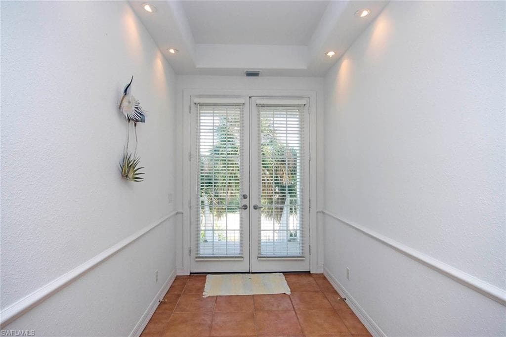 580 Sea Oats DR, SANIBEL FL 33957-6