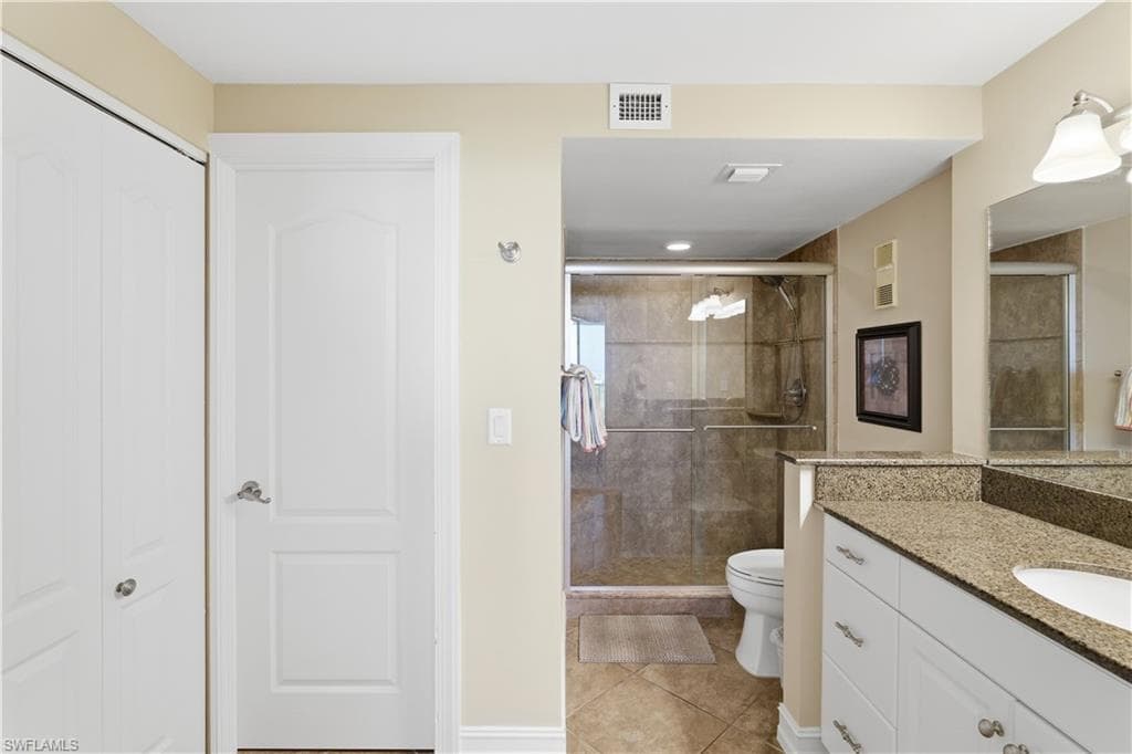 440 Seaview CT # 910, MARCO ISLAND FL 34145-25