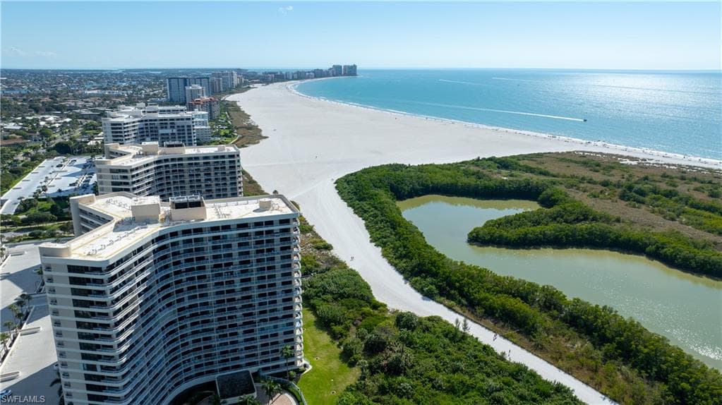 440 Seaview CT # 910, MARCO ISLAND FL 34145-2