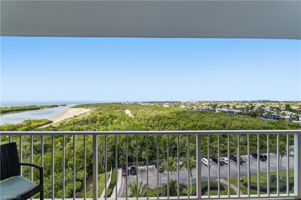 440 Seaview CT # 910, MARCO ISLAND FL 34145-29