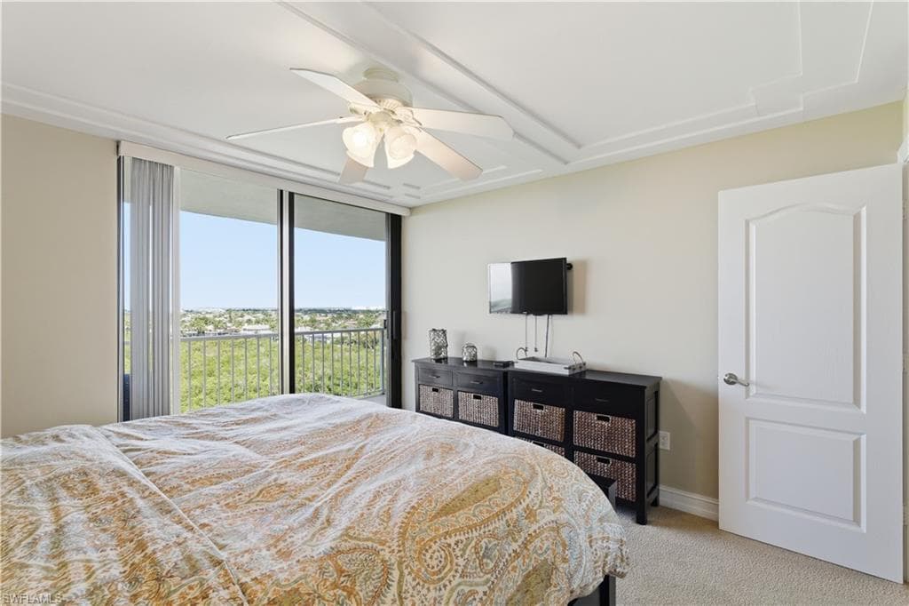 440 Seaview CT # 910, MARCO ISLAND FL 34145-17