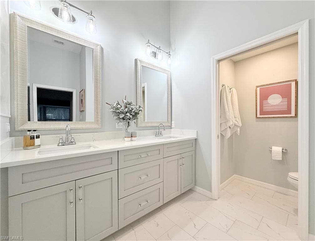 8375 Heritage Links CT # 1826, NAPLES FL 34112-7