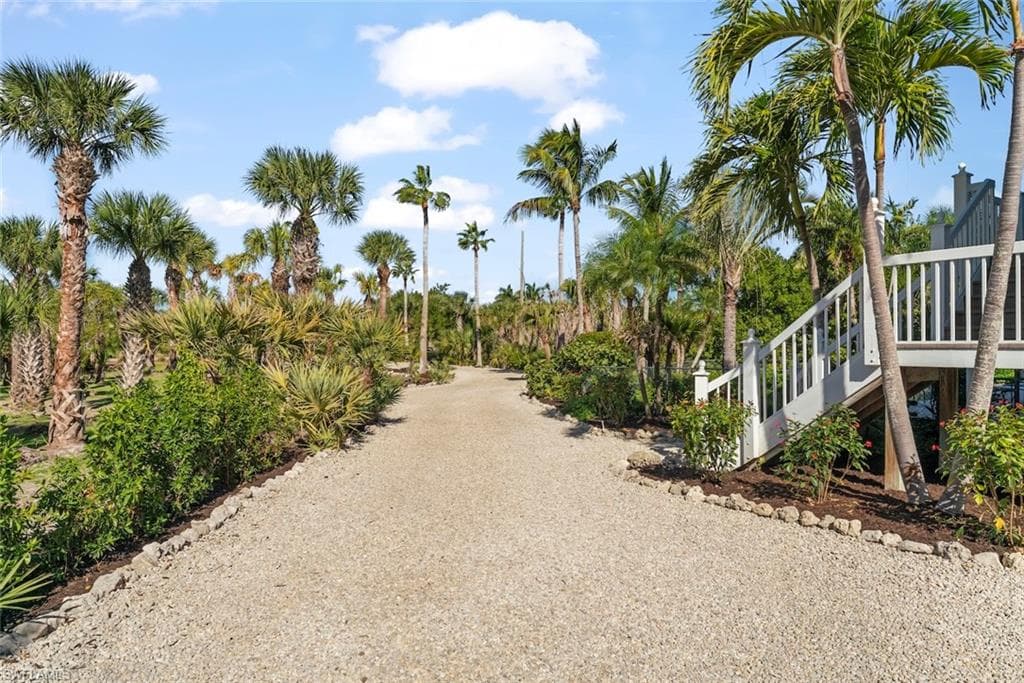 1828 Buckthorn LN, SANIBEL FL 33957-13