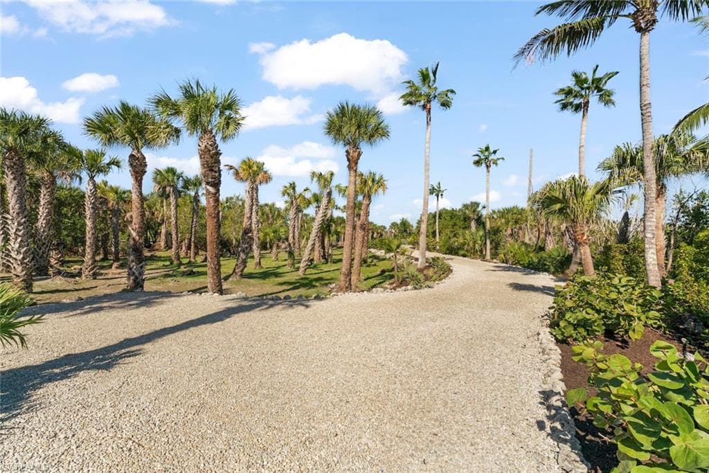 1828 Buckthorn LN, SANIBEL FL 33957-2