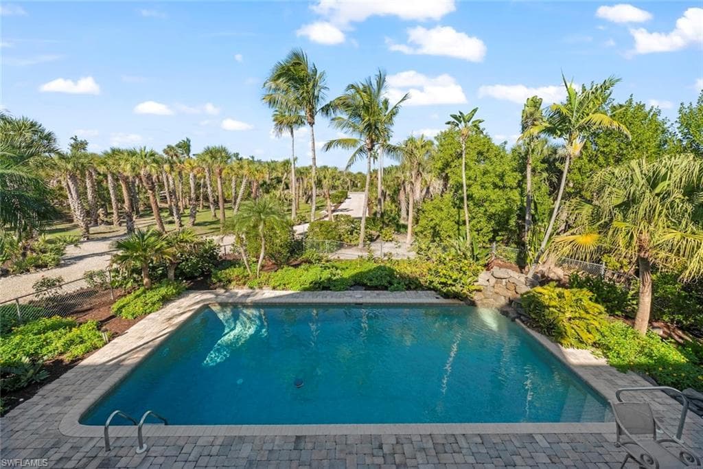 1828 Buckthorn LN, SANIBEL FL 33957-3