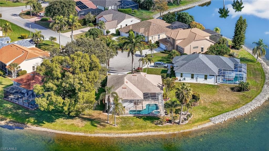 6687 Huntley LN S, NAPLES FL 34104-6